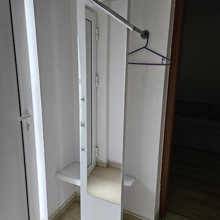 Schoene 2 Zimmer Wohnung Im Herzen Von ไกลส์ดอร์ฟ ภายนอก รูปภาพ
